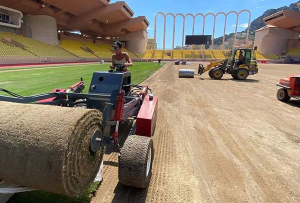 Techno Sod turf laying<br />
service